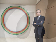 STUDIO - Bernard Arnault