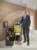 STUDIO - Bernard Arnault