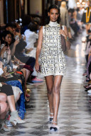 MODE - Paris Fashion Week: Miu Miu Cruise Collection 2018