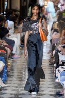 MODE - Paris Fashion Week: Miu Miu Cruise Collection 2018