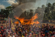 FEATURE - Pix of the Day: Bilder des Tages