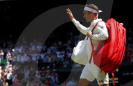 PEOPLE - Tennis: Mirka jubelt Roger Federer zu in Wimbledon