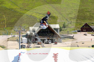 FEATURE - Snowboarden im Sommer