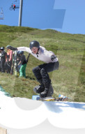 FEATURE - Snowboarden im Sommer