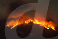 NEWS - Bali: Lava und Asche aus Vulkan Agung 