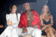 PEOPLE - Wiz Khalifa kifft neben Lottie Moss und Winnie Harlow Frontrow in Berlin