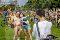 FEATURE - Naked Worls Bikeride: Nackt auf dem Velo
