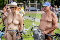 FEATURE - Naked Worls Bikeride: Nackt auf dem Velo