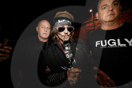PEOPLE - Johnny Depp verlässt rauchend das Eden Hotel in Rom