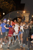 WM 2018 - Jubel auf der Champs Elysees in Paris