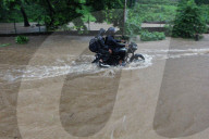 NEWS - Indien: Überschwemmungen nach starkem Regen in Mumbai