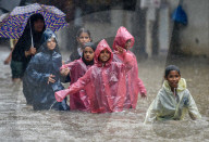 NEWS - Indien: Überschwemmungen nach starkem Regen in Mumbai