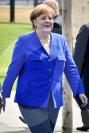 NEWS - NATO Gipfel: Angela Merkel aktiv in Brüssel