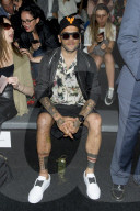 PEOPLE - Madrid Fashion Week: Daniel Alves bei Marcos Luengo