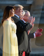 NEWS - Theresa May empfängt Donald und Melania Trump