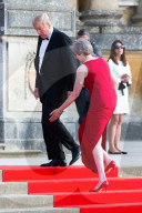 NEWS - Theresa May empfängt Donald und Melania Trump