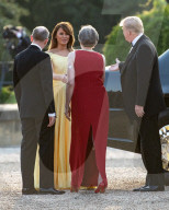 NEWS - Theresa May empfängt Donald und Melania Trump