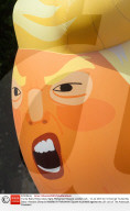NEWS - Riesen Trump Baby schwebt über London