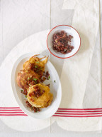 Gebackene Apfelringe mit Speckstippe, Baked Apple Rings with Bacon Bits
