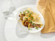 Pfannkuchen mit Hackfüllung, Savory Pancakes with Minced Meat 