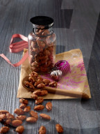 Speckmandeln, Roasted Almonds with Bacon