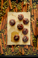 Schokoli mit Haselnuss, Chocolate Cookies with Hazelnuts