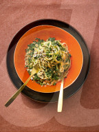Bavette with kale and cream sauce