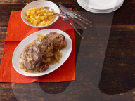 Geschmorte Schweinesteak, Braised Pork Steaks