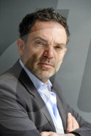 PORTRAIT - Yann Moix