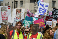 NEWS - "Bring the Noise March": Trump Protest in London