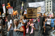 NEWS - "Bring the Noise March": Trump Protest in London