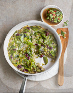 Bohnen-Lauch-Tortilla mit Avocado-Dip, Tortilla with Beans and Leek and Avocado Dip