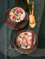 Meerrettichsuppe mit geräucherter Forelle, Horseradish soup with smoked trout