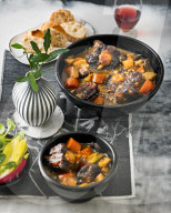 Ochsenschwanz mit Hoisin-Soße, Oxtail with Hoisin sauce