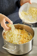 Step, Makkaroni-Auflauf, Step, Mac and Cheese, Adding Cheese