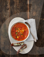 Minestrone mit Möhren, Pastinaken und Reisnudeln, Minestrone with carrots, parsnips and rice noodles