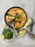 Reis-Tortilla mit Chorizo und Paprika, Rice tortilla with chorizo and paprika