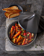 Gemüse-Tajine mit Kichererbsen, Vegetable tagine with chickpeas