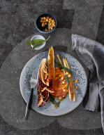 Süßkartoffelpüree mit Schwarzwurzeln, Sweet potato puree with salsify