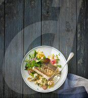 Gebratener Skrei auf Gemüse-Ebly, Fried Skrei with Ebly