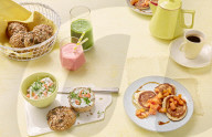 Gedeckter Frühstückstisch, Well-Laid Table for Breakfast