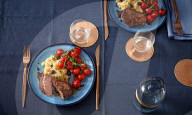 Filetsteaks mit Sellerie-Oliven-Stampf, Steaks with mashed Celery Root 