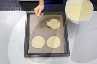 Step, Hotdog-Fladen, Step, Hotdog Bun
