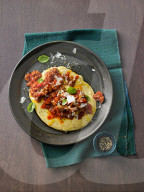 Salsiccia-Bolognese mit Polenta, Salsiccia Bolognese with Polenta