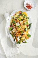 Zutaten Mangold-Nudel-Salat mit Kurkuma-Dressing, Ingredients Mangold and noodle salad with turmeric dressing