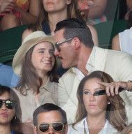 PEOPLE - Emmy Watsoon schaut mit Luke Evans den Wimbledon Final