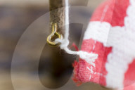 Do it yourself: Toy Sailboat made of Flotsam and Kitchen Towel