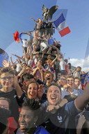 NEWS - So feiern die Franzosen ihren WM Titel