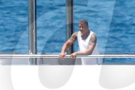 PEOPLE - Sylvester Stallone schippert mit seinen Kids in Südfrankreich herum