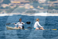 PEOPLE - Sylvester Stallone schippert mit seinen Kids in Südfrankreich herum